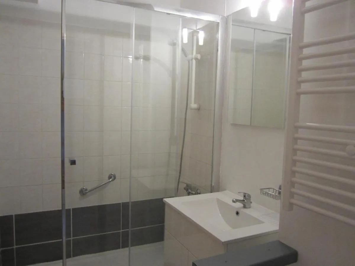Studio Cabine Renove, 100M Du Centre Du Village, Villard-De-Lans - Fr-1-689-22 Apartment